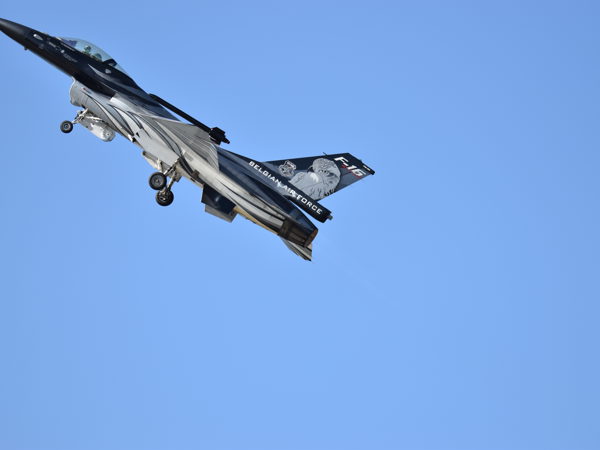 Airplanes